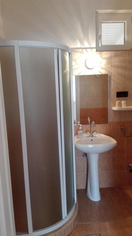 Garden Apartmanhaz 2 Hajdúszoboszló Buitenkant foto
